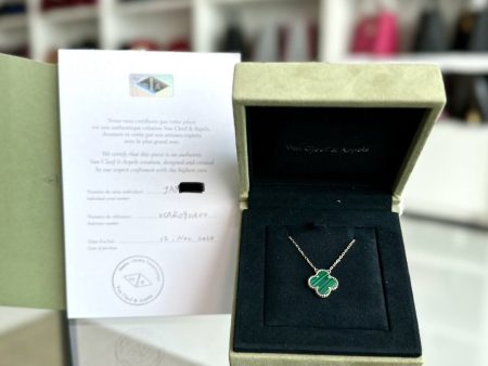 VCA Van Cleef & Arpels Vintage Alhambra Malachite 18K Yellow Gold Pendant Online now