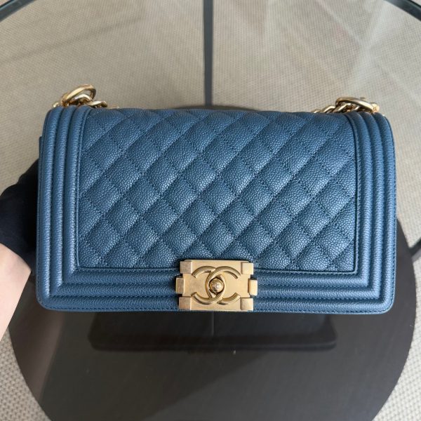 Chanel Boy Medium - Caviar 25CM Quilted Blue Gold Hardware Series 23 Sale