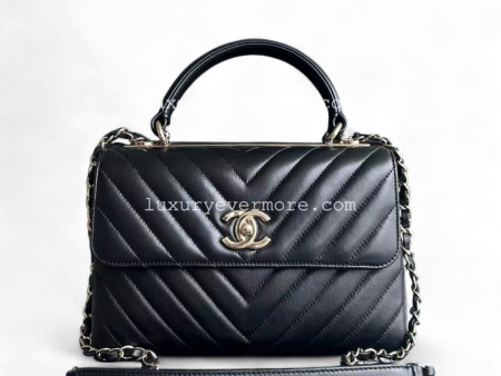 Trendy CC Small 25CM Chevron Lambskin Black Golden Hardware Series 26 Online now