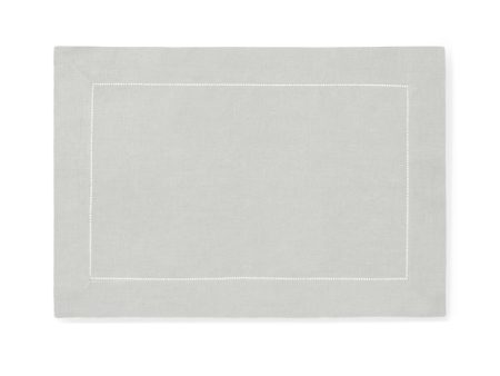 Platinum Dinner Napkin (set of four) Discount