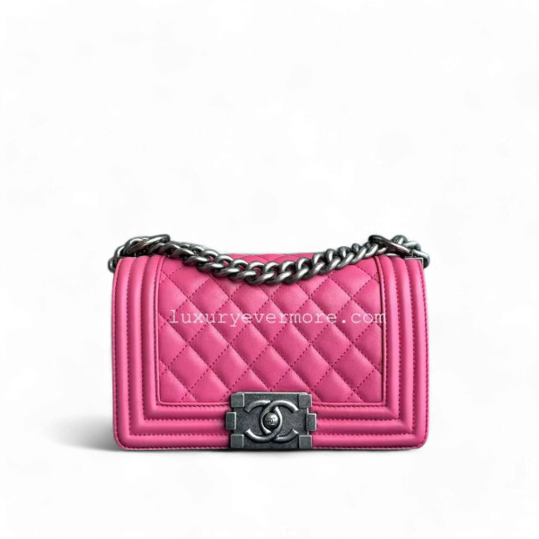 *Calfskin* Chanel Boy Small - Quilted Calfskin Boy Pink Ruthenium Silver Hardware Series 26 Fashion